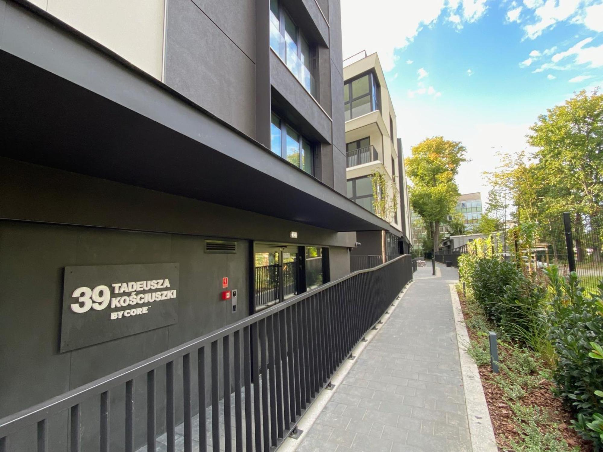 Vistula Avenue Apartment Free Parking, Swimming Pool, Sauna & Gym Краків Екстер'єр фото