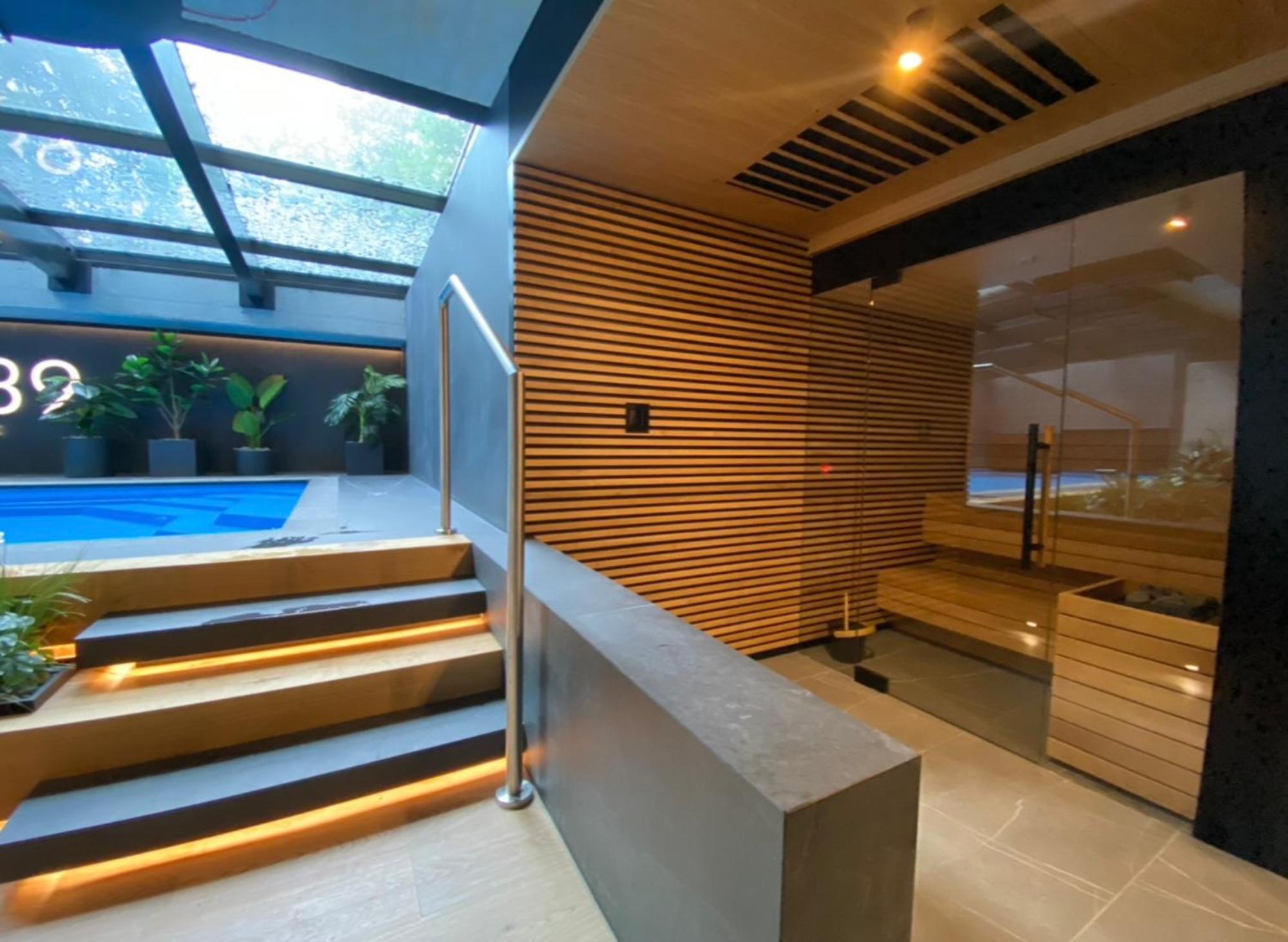 Vistula Avenue Apartment Free Parking, Swimming Pool, Sauna & Gym Краків Екстер'єр фото