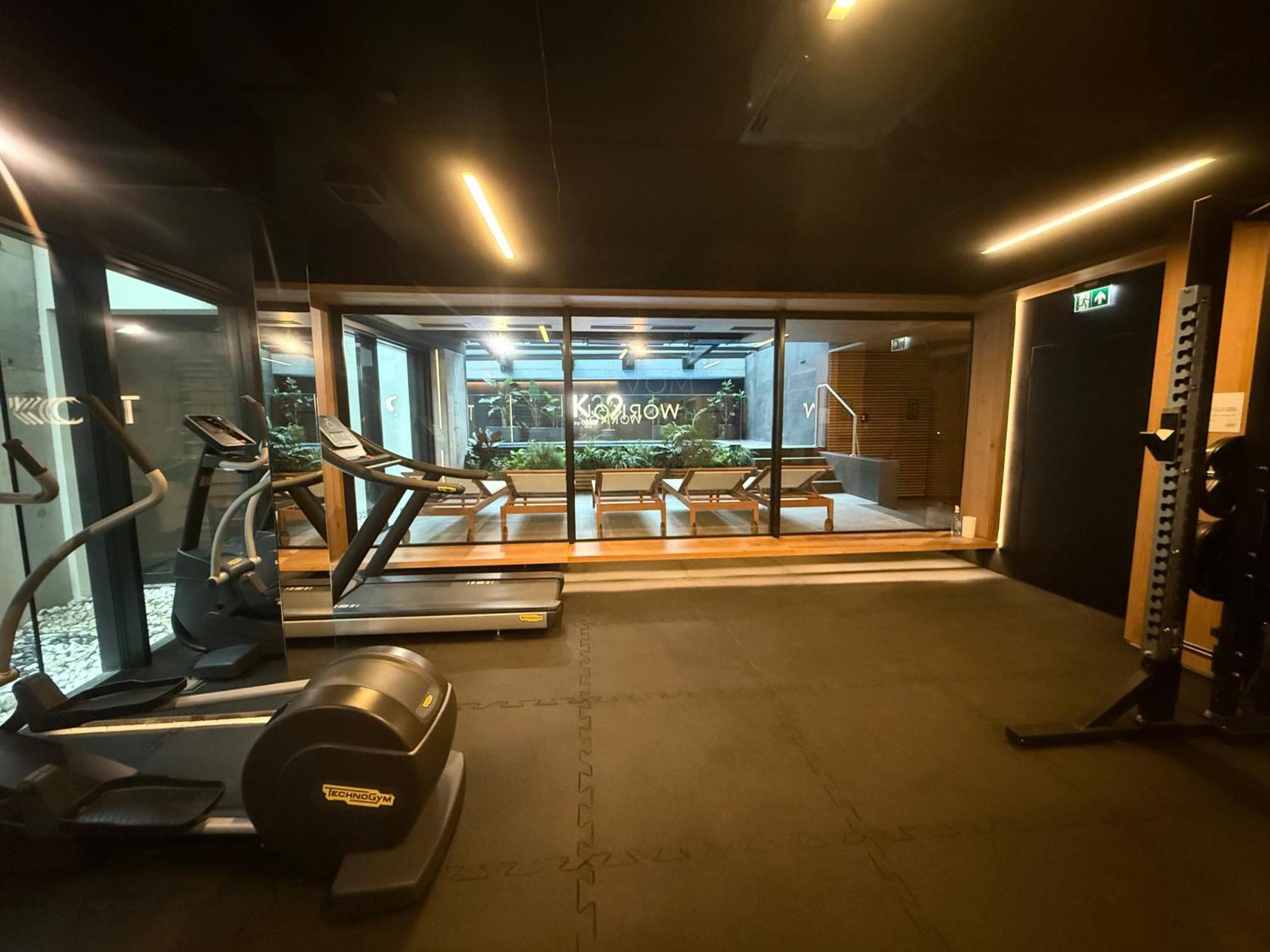 Vistula Avenue Apartment Free Parking, Swimming Pool, Sauna & Gym Краків Екстер'єр фото